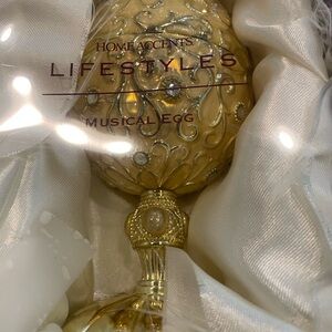 Home Accents Lifestyles Gold Musical Egg